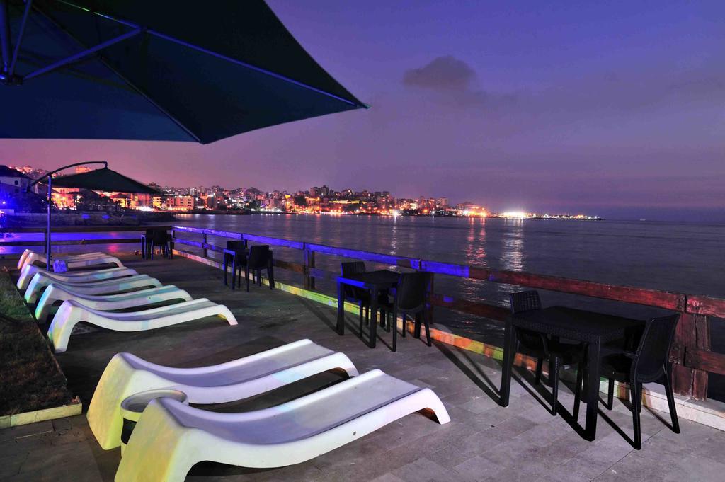 Arcada Marina Hotel Jounieh Exterior photo