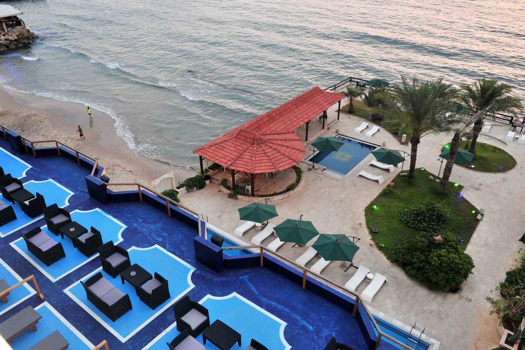 Arcada Marina Hotel Jounieh Exterior photo