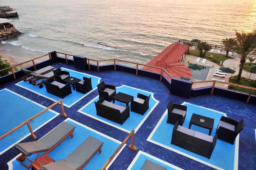 Arcada Marina Hotel Jounieh Exterior photo