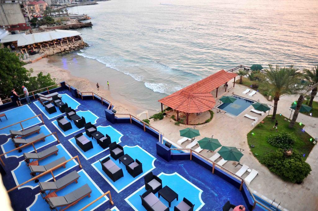 Arcada Marina Hotel Jounieh Exterior photo