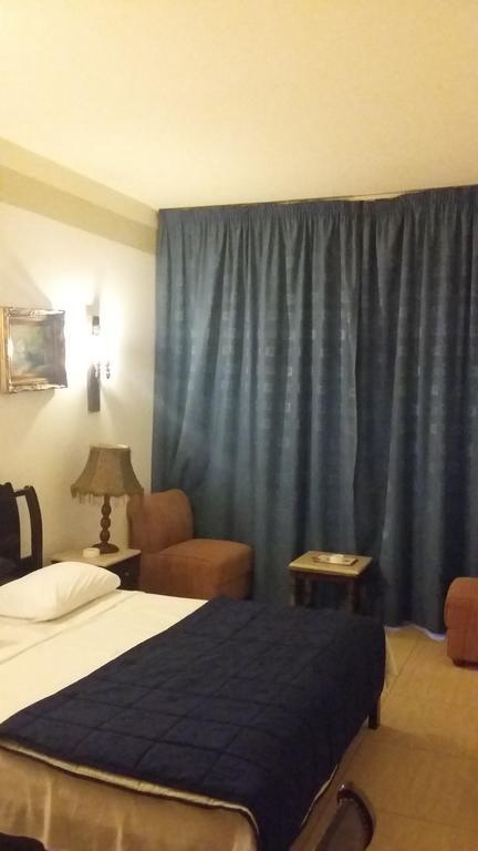 Arcada Marina Hotel Jounieh Exterior photo