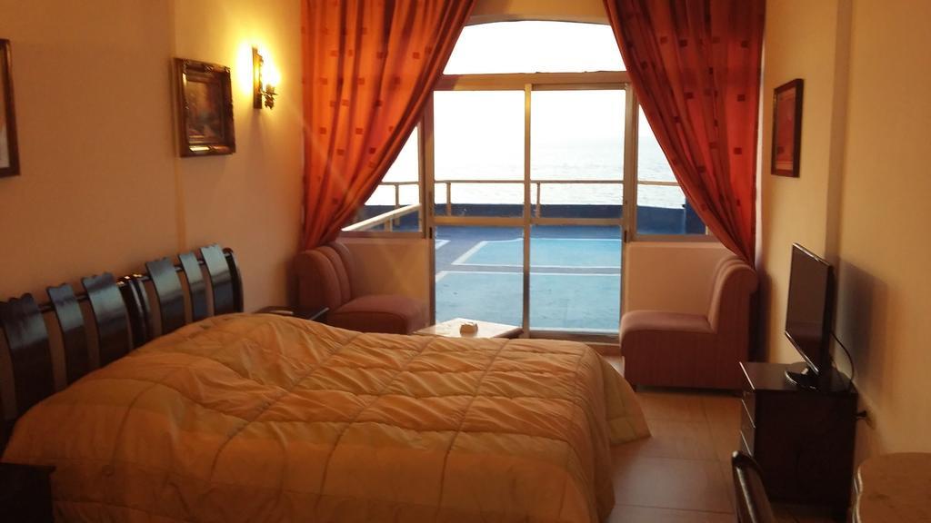 Arcada Marina Hotel Jounieh Exterior photo