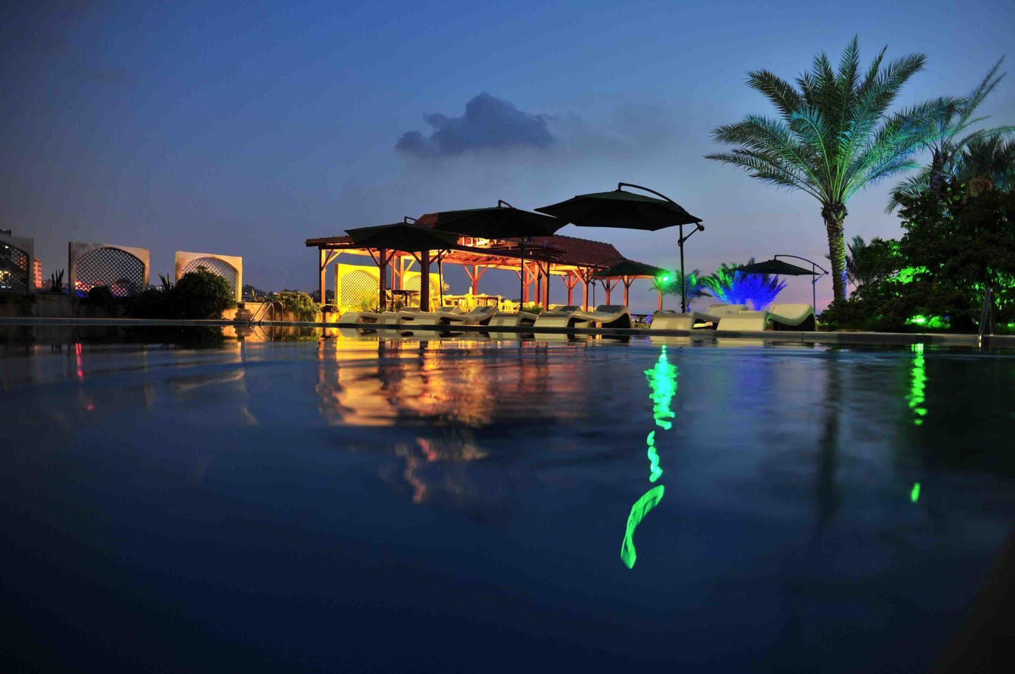 Arcada Marina Hotel Jounieh Exterior photo